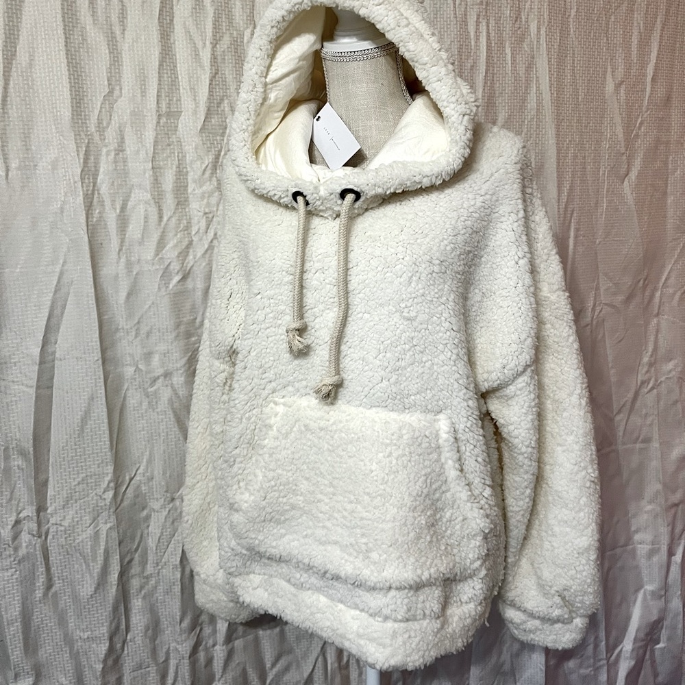 Sherpa hooded pullover NWT